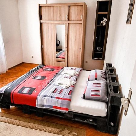 3Pko City Center Apartment Banja Luka Bagian luar foto